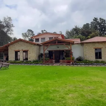 Hacienda Moncora, Un Lugar Hermoso Para Toda La Familia Y Los Amigos El Rosal Exterior photo