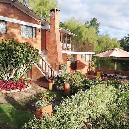 Hacienda Moncora, Un Lugar Hermoso Para Toda La Familia Y Los Amigos El Rosal Exterior photo