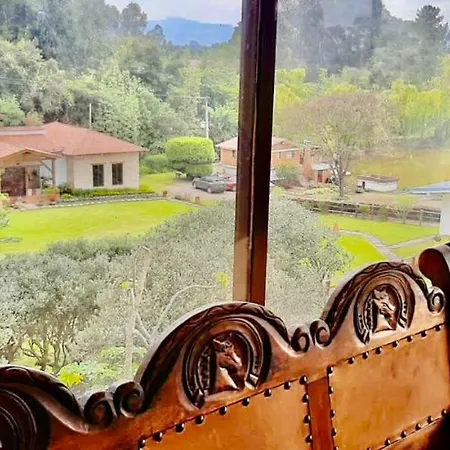 Hacienda Moncora, Un Lugar Hermoso Para Toda La Familia Y Los Amigos El Rosal Exterior photo